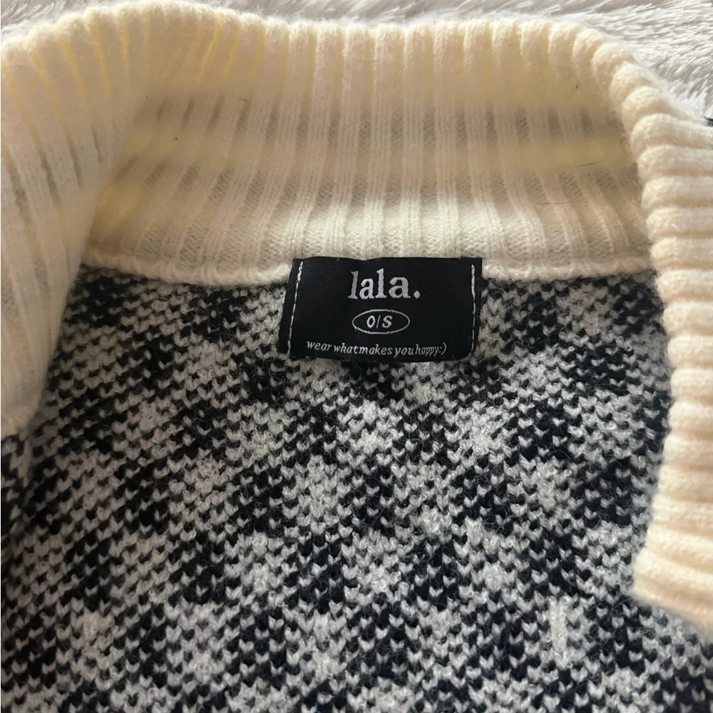 Dressed in LALA Black and White Checkered Cardigan - Picture 2 of 2